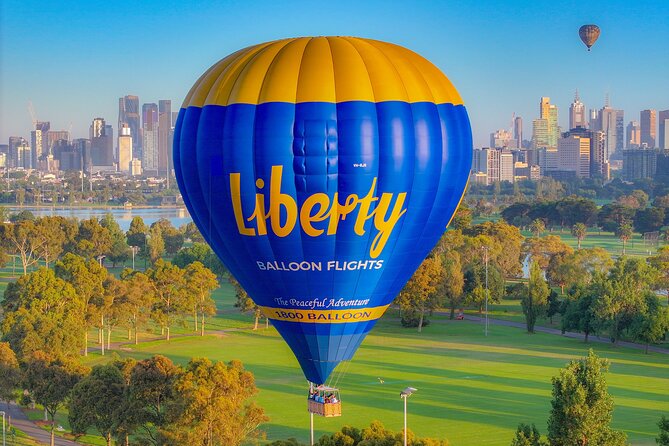 Hot Air Balloon Flights over Melbourne City (optional breakfast) - The 5:00 am start and meeting point