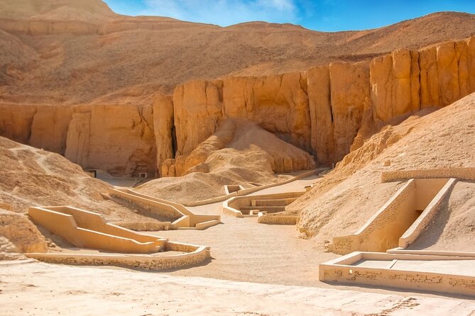 Hot Air Balloon & Full Day to East & West Bank Tour of Luxor - Hatshepsut Temple and the story of a female ruler