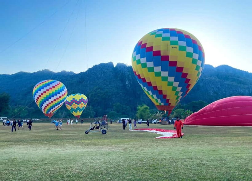 Hot Air Balloon in VangVieng pick up-drop off - How the $176 price compares with the experience