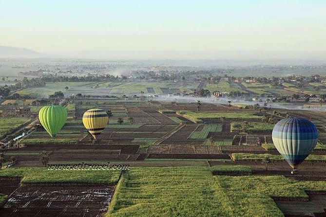 Hot Air Balloon Over Luxor - Why Luxor is best seen at sunrise