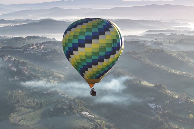Hot air balloon over the hills of Pienza, Montalcino and Val D'Orcia - Key points to know before booking
