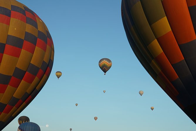 Hot Air Balloon Ride and Teotihuacan Pyramids Excursion - Exploring Teotihuacan for about two hours