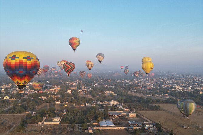 Hot air Balloon ride in Teotihuacan & breakfast in “La Gruta” - What the $263.02 price includes in value