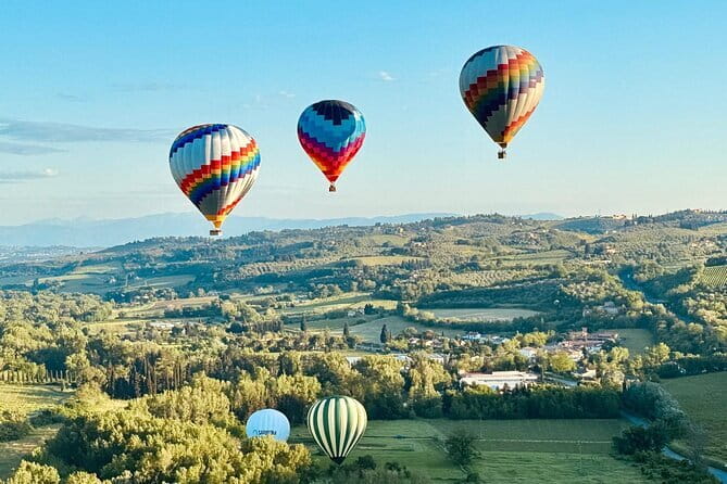 Hot Air Balloon ride in Tuscany countryside from Chianti - Pilots, crew, and the feeling of safety