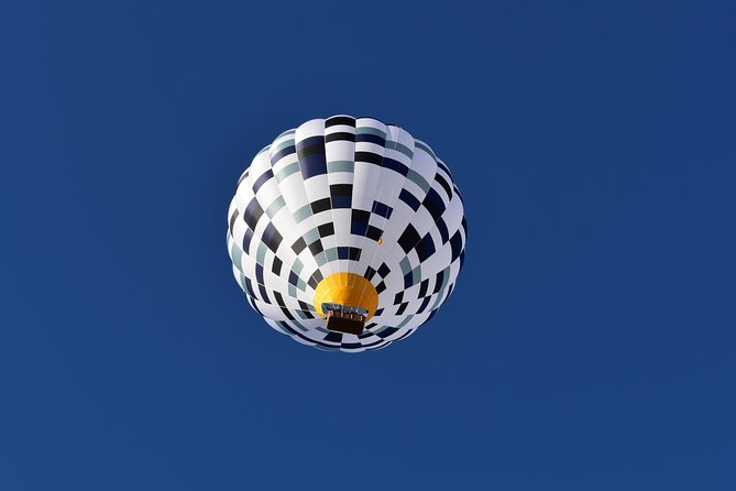 Hot-Air Balloon Ride over Aranjuez with Optional Transport from Madrid - Who will enjoy this balloon ride most?