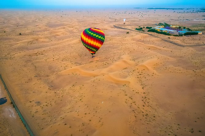 Hot Air Balloon Ride Over Dubai Desert inlcuding Transfers - Who will enjoy this Dubai balloon ride
