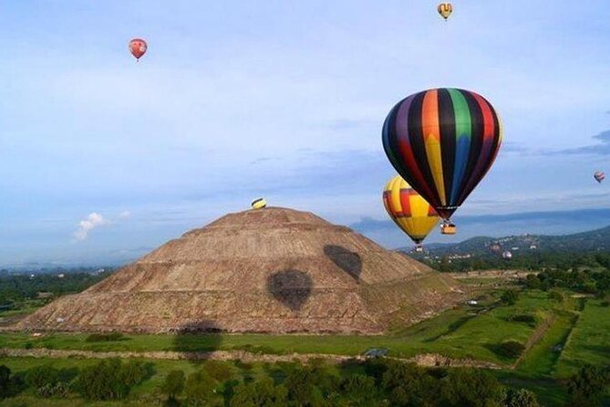 Hot Air Balloon Ride over Teotihuacan - Watching the balloon inflate before takeoff
