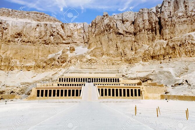 Hot-Air Balloon Ride Visit 6 Top Highlight sites in Lux west bank - What this Luxor day tour actually offers