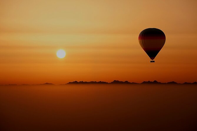 Hot Air Balloon Ride With Gourmet Breakfast and Falcon Show - A Bedouin-style breakfast after landing