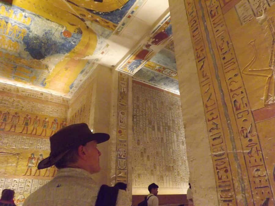 Hot-air Balloon Visit Kings Valley Tombs Hatshpsuit Boatride - The Colossi of Memnon as a short final stop