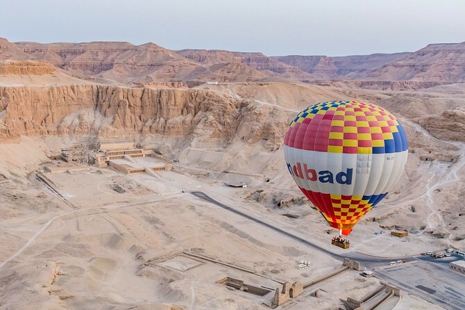 Hot Air Balloon, with Secrets of the West -Luxury Tour - A sunrise start, with one important warning