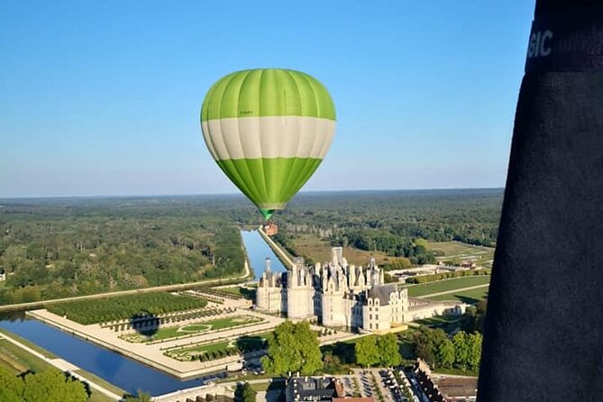 Hot air ballooning: Chambord, Blois, Chenonceau, Cheverny or Chaumont - Key points at a glance