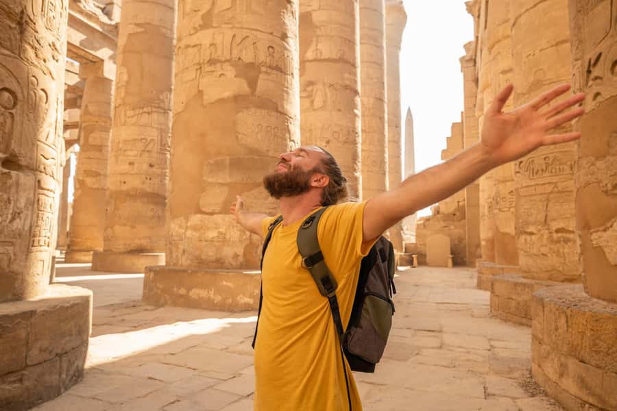 Hurghada: 2-Day Luxor Highlights & Hot Air Balloon & Hotel - The afternoon road from Hurghada to Luxor