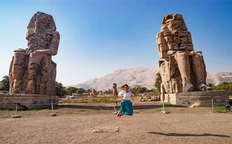 Hurghada: 2-Day Luxor Tour with Hotel, Balloon, & Boat Ride - Hatshepsut, Memnon, and the camel ride
