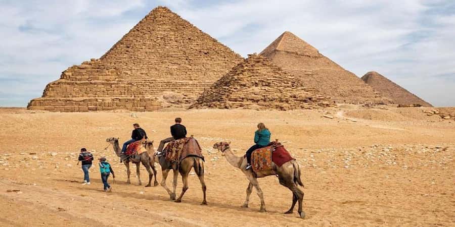 Hurghada: 9-Day Egypt Tour, Nile Cruise, Balloon, Flights - Luxor’s west bank and a comfortable Nile start