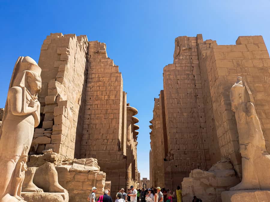 Hurghada: Luxor Highlights All-Inclusive Tour & Balloon Ride - A felucca sail on the Nile