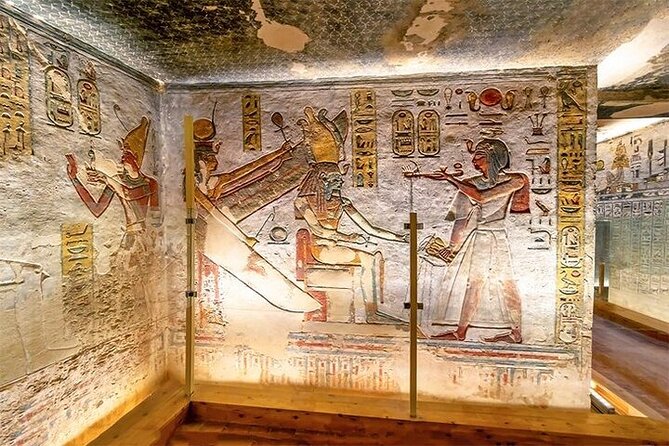 Hurghada: Over Day Tour to Luxor & Balloon Ride & Felucca - The balloon launch before sunrise