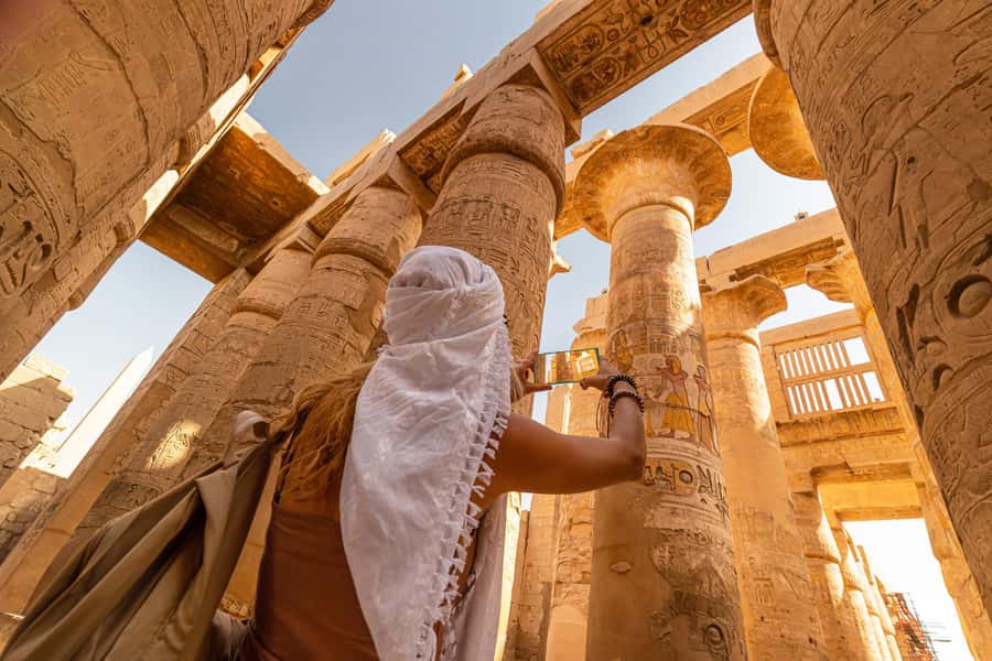 Hurghada: Small-Group Luxor Day Tour & Sunrise Balloon Ride - A sunrise balloon over the West Bank