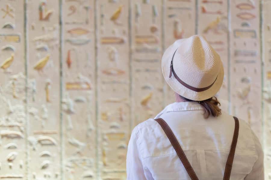 Hurghada: Small-Group Luxor Day Tour & Sunrise Balloon Ride - Tea on the Nile in a traditional felucca