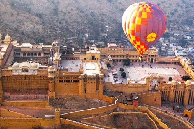 Jaipur's Balloon Safari - Fly Over the Pink City - Why this Jaipur balloon ride is worth considering