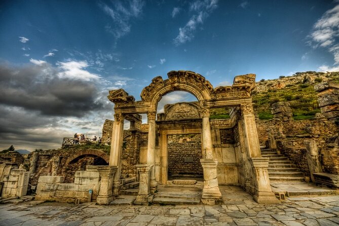 Jewels of Turkey - 4 Day Trip to Pamukkale Ephesus Cappadocia with Balloon Ride - Day two: Ephesus, Mary’s house, and a rushed flight connection
