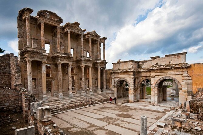 Jewels of Turkey - 4 Day Trip to Pamukkale Ephesus Cappadocia with Balloon Ride - Day three: a sunrise balloon and Cappadocia’s cave churches