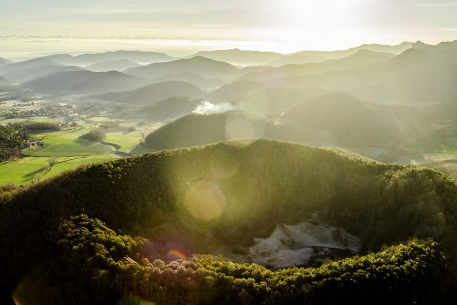 La Garrotxa Volcanoes Half-Day Hot Air Balloon Flight - Why La Garrotxa works so well from above
