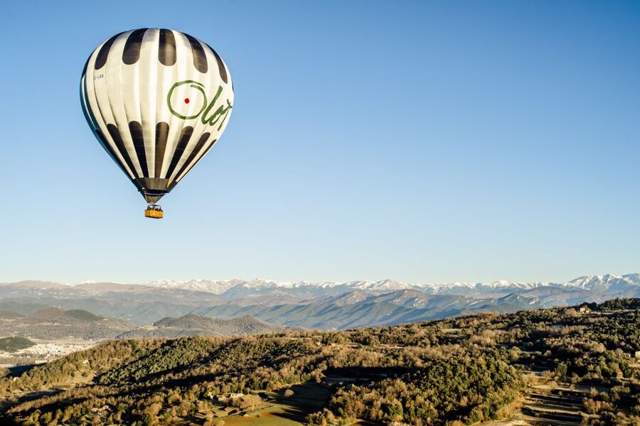 La Garrotxa Volcanoes Half-Day Hot Air Balloon Flight - Access for reduced mobility