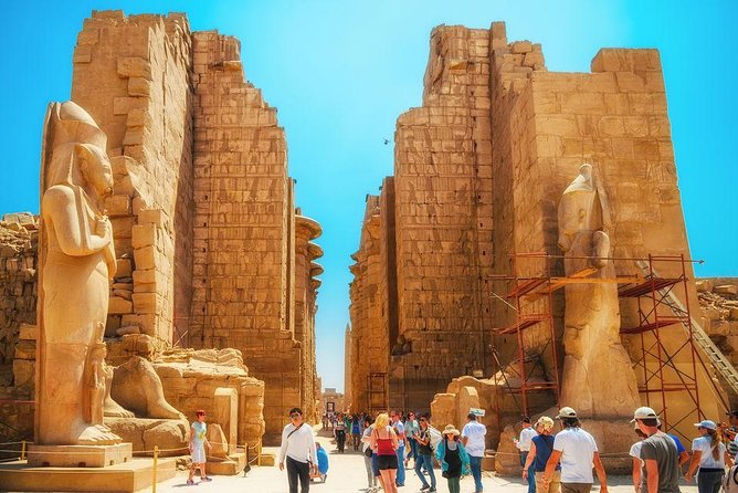 Luxor: 2 Days West and East Bank, Felucca, Balloon, and lunch - Key points to know before booking