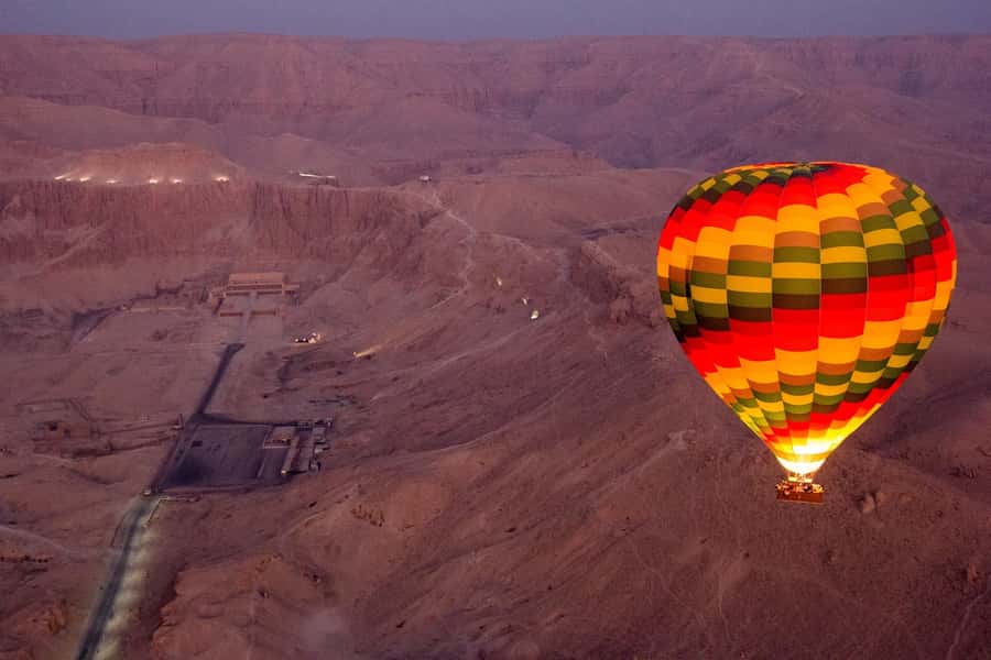 Luxor: Hot Air Balloon Ride Over Temple of Hatshepsut - Fields, farmers, and the quieter side of Luxor