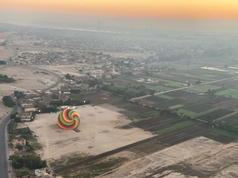 Luxor: Hot Air Balloon Ride over the Valley of the Kings - Landing in a field or desert