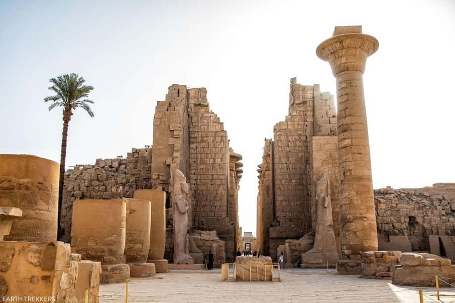 Luxor: West and East Banks All-Inclusive Tour & Balloon Ride - Colossi of Memnon and a local lunch