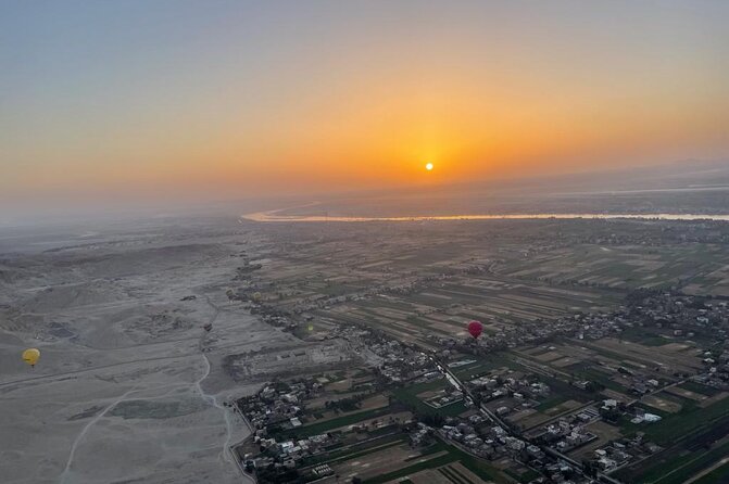 Luxury Sunrise Balloon Ride in Luxor with Hotel Pickup - What You See During the 30-Minute Flight