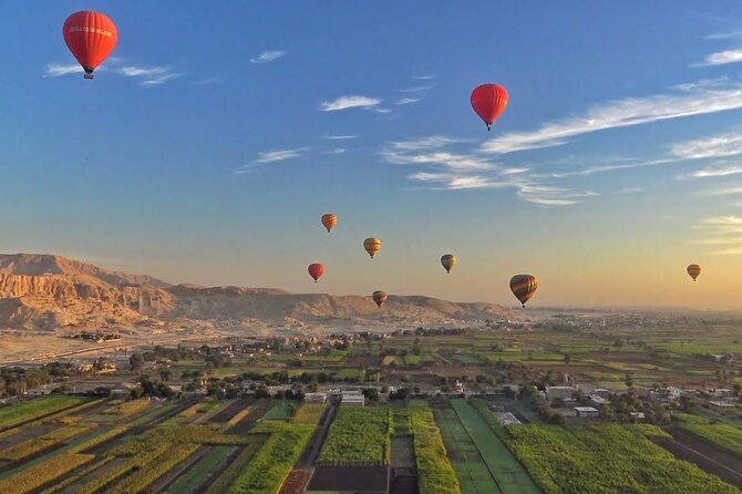 Luxury Sunrise Hot Air Balloon Breathtaking Views of the balloons - Why a balloon ride suits Luxor so well