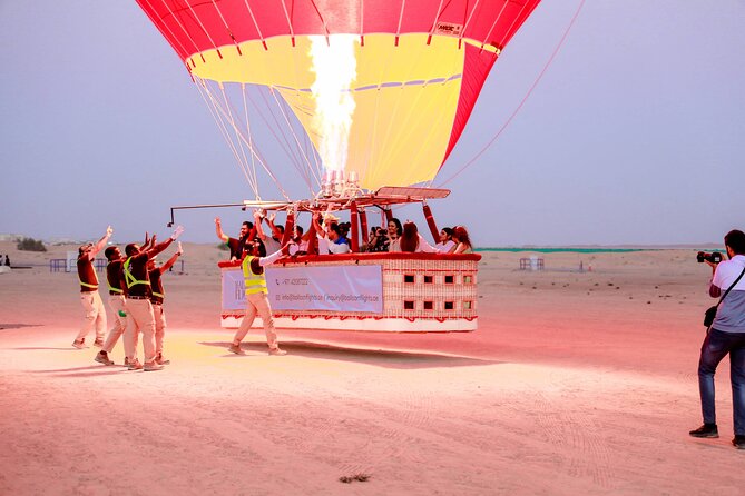 Magical Hot Air Balloon In Dubai - Group size, eligibility, and safety rules
