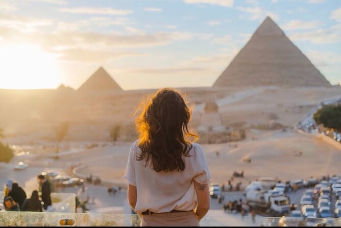 Magical Hot Air Balloon Ride Over Luxor’s Temples - Snack, pilot, and safety briefing before takeoff