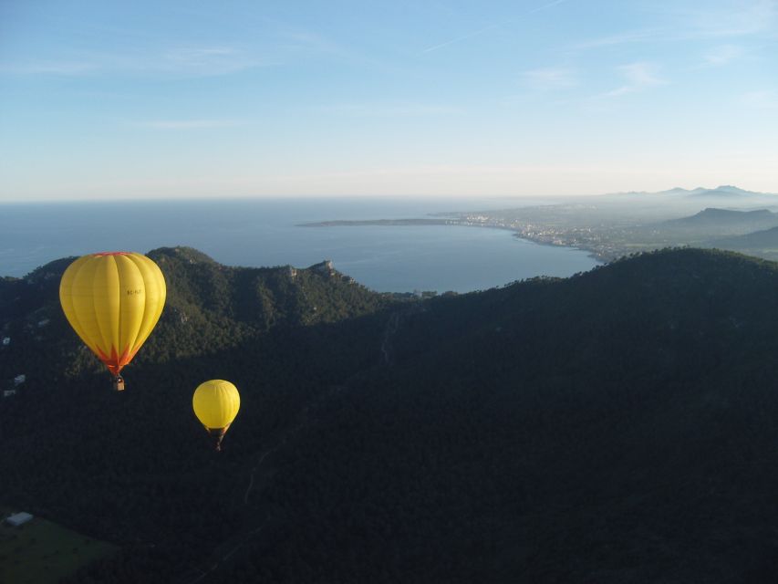 Mallorca: Private Hot Air Balloon Ride - Landing somewhere on Mallorca and returning to base
