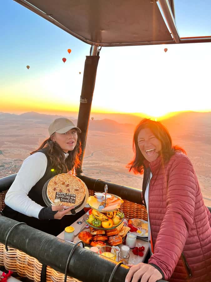 Marrakech: Balloon Flight, Berber Breakfast, and Camel Ride - Berber breakfast in a tent