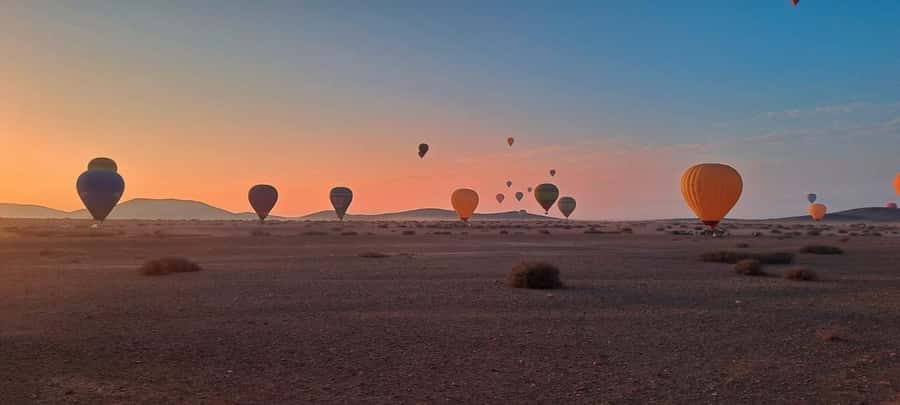 Marrakech: Hot Air Balloon Flight with Berber Breakfast - Coffee, cake, and balloon preparation