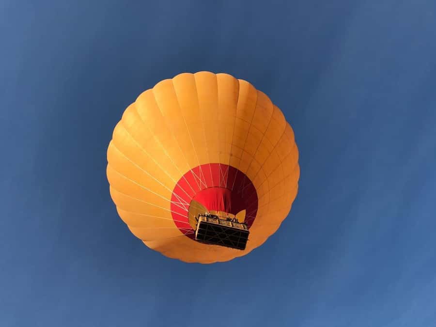 Marrakech: Hot Air Balloon Flight with Breakfast - Watching the Balloons Come Alive