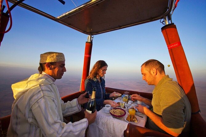 Marrakech Hot Air Balloon with Breakfast - The human side of the morning