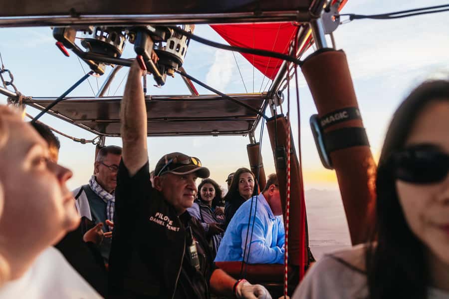 Marrakech: Shared Balloon Flight with Tea - Sunrise, villages, and the Atlas Mountains