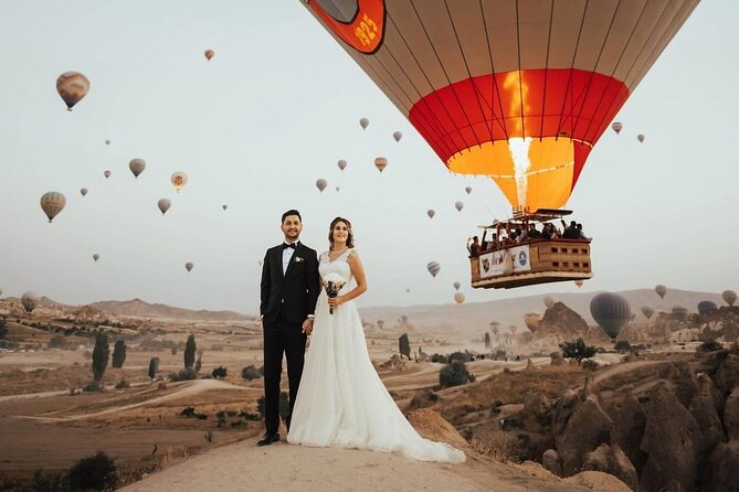 Marriage Proposal and Photoshoot in Cappadocia with Balloon view - Why Love Valley works for a proposal