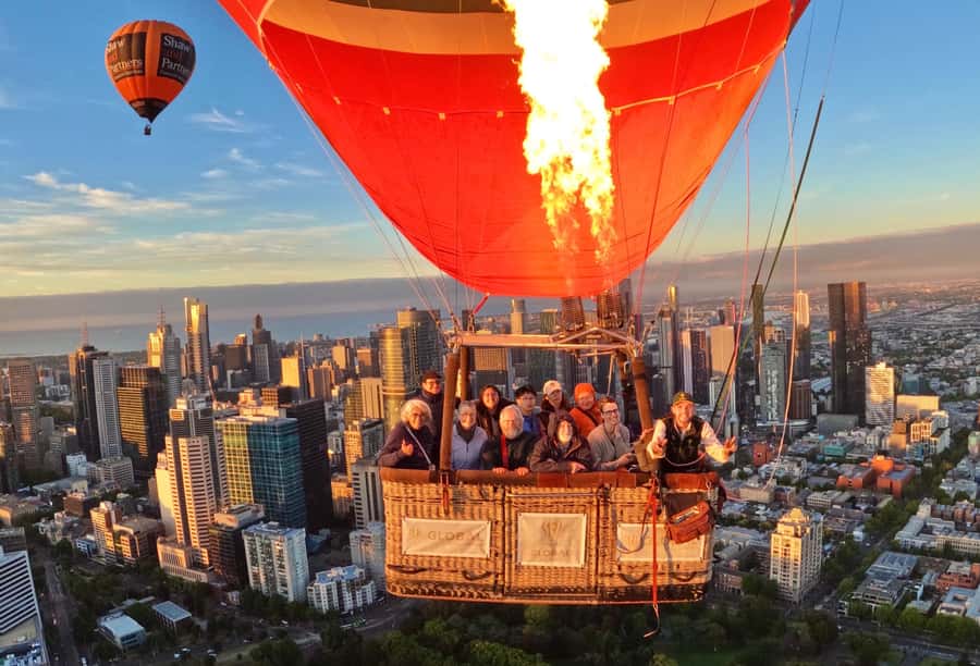 Melbourne: 1-Hour Hot Air Balloon Flight at Sunrise - Why this balloon flight feels different from a city tour