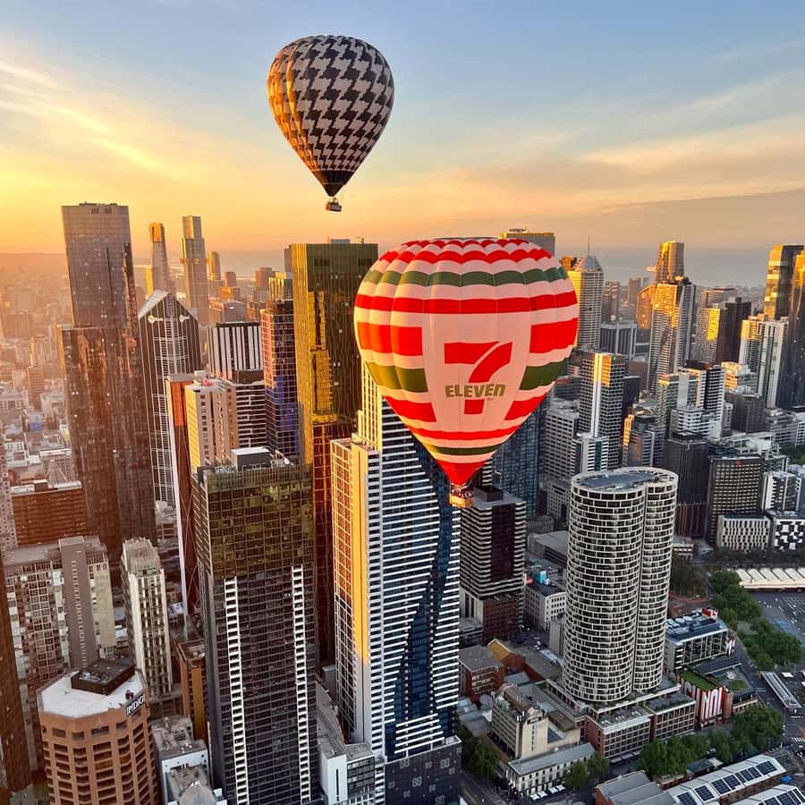 Melbourne: 1-Hour Hot Air Balloon Flight at Sunrise - The early start at Pullman Melbourne on the Park