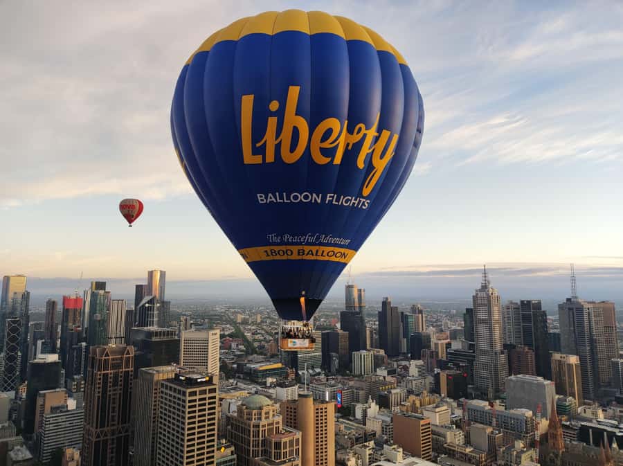 Melbourne: Balloon Flight at Sunrise with Breakfast - Who will enjoy this Melbourne balloon ride?