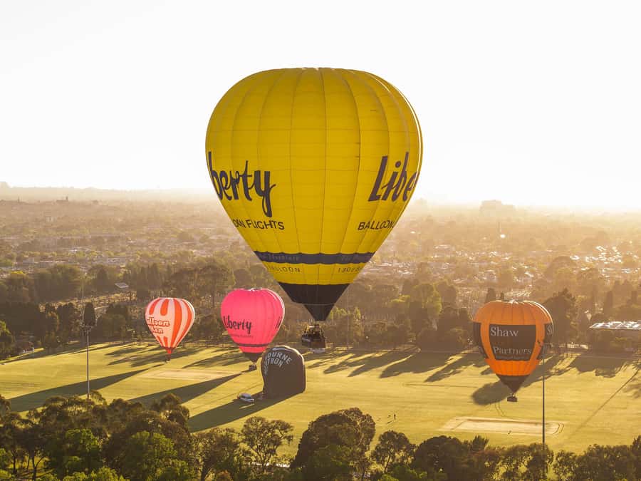 Melbourne: Balloon Flight at Sunrise - The 4:15 a.m. start at The Hotel Windsor