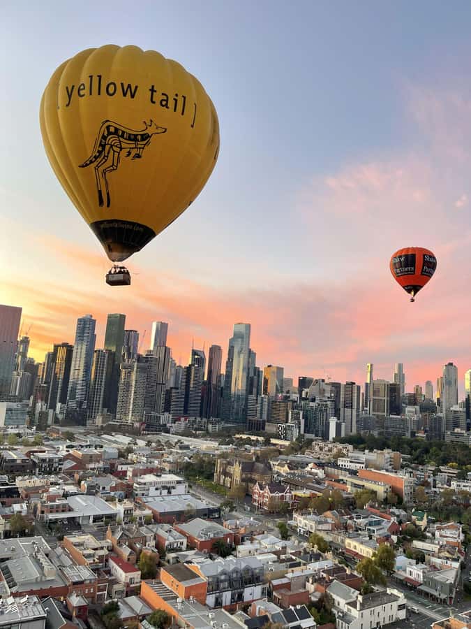Melbourne: Sunrise Hot Air Balloon Flight - Is $368 Good Value?