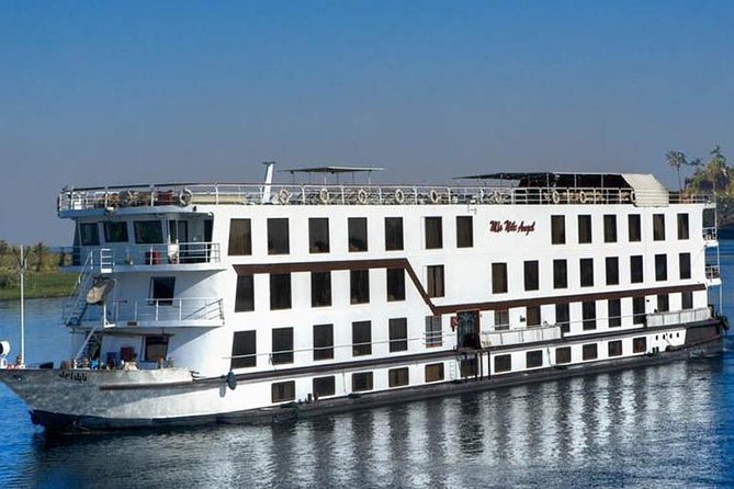 Nile cruise 3 nights from Aswan to Luxor with hot air balloon - Day two: Kom Ombo and a night near Edfu