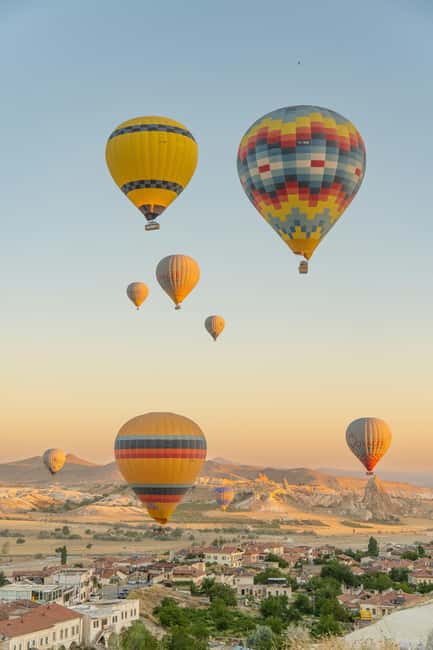 Pamukkale/Cappadocia: Hot Air Balloon Flight /Hotel Transfer - The pilot and ground crew matter